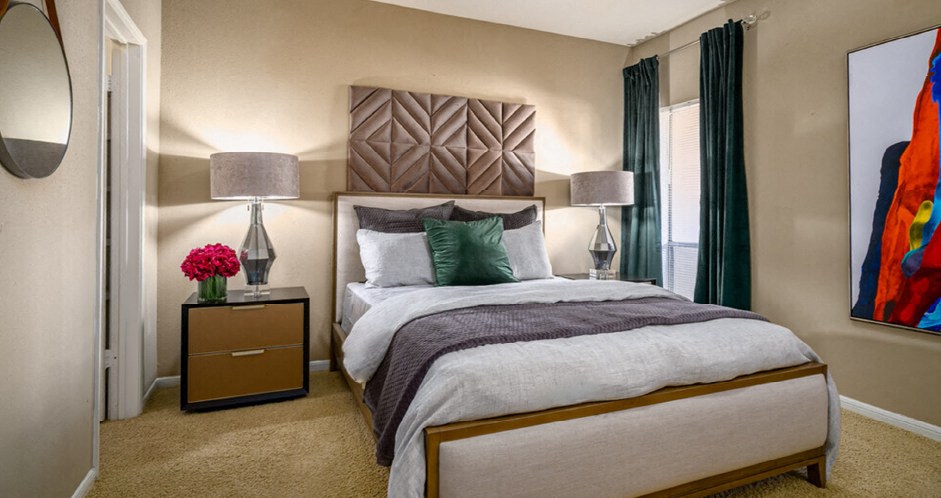 Woodlake Oaks Apartments Image 6
